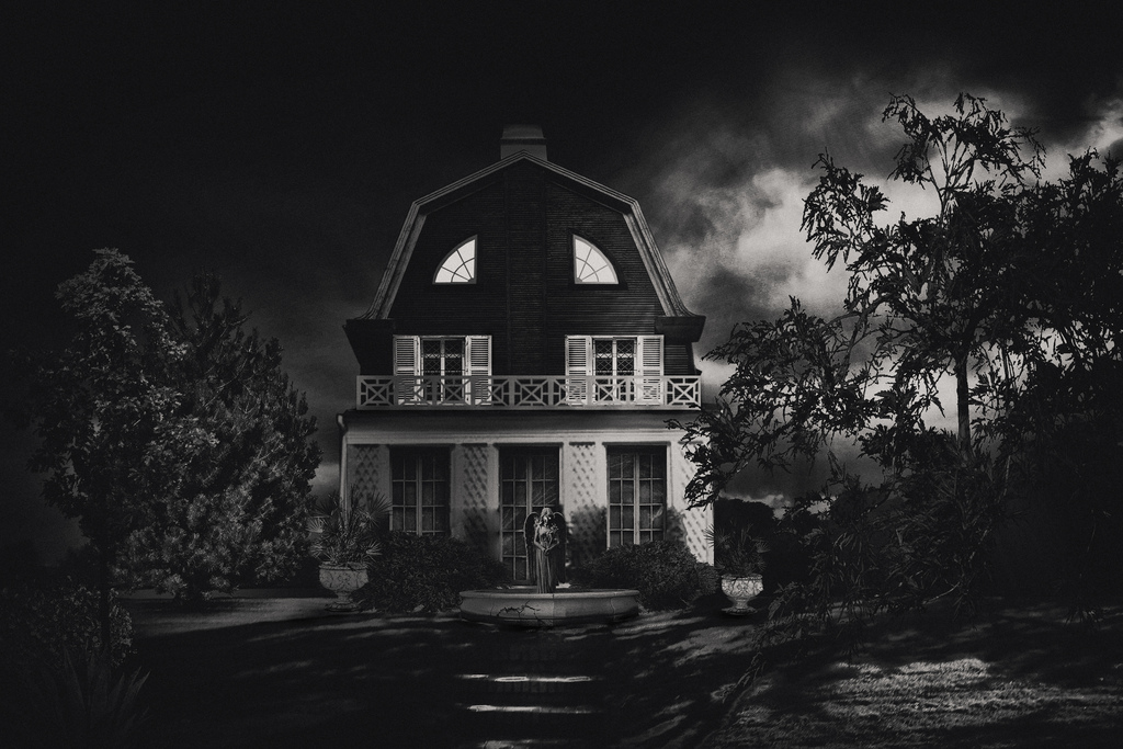 Amityville Nightmare: The Truth Behind the Horror-13